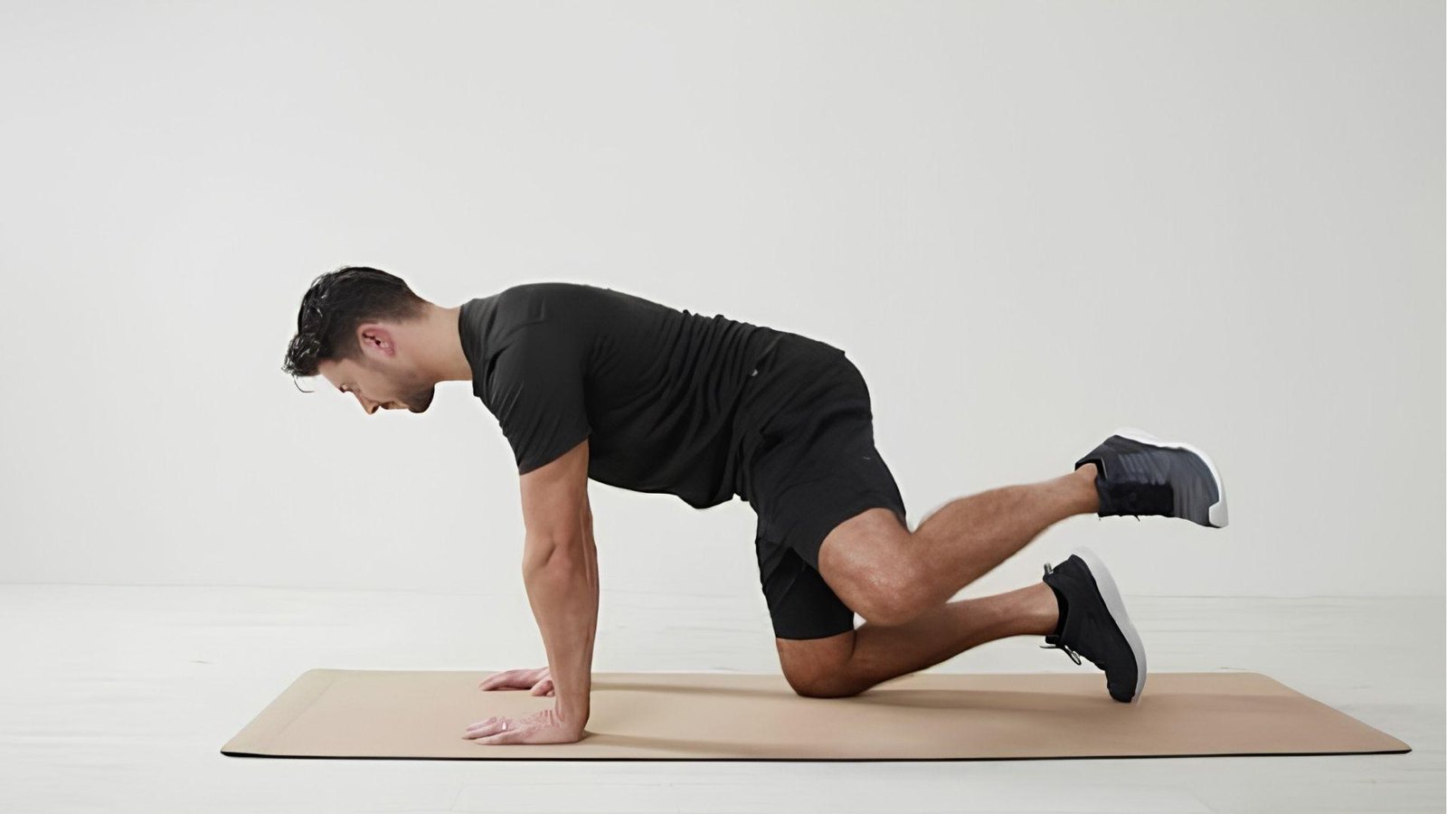 Fire Hydrants is one of the Best Upper Butt Workout Exercises