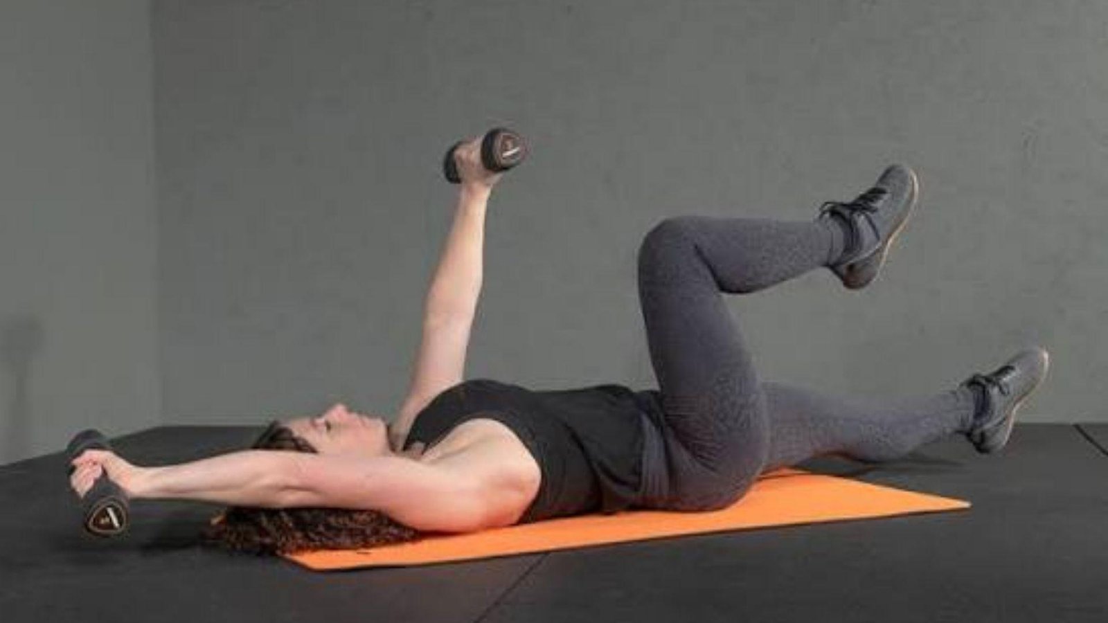 Deadbugs exercise.